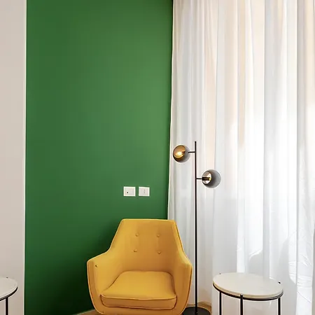 بيت ضيافة Pompei Central 4*